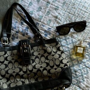 Coach Black and Gray Patterned Handbag